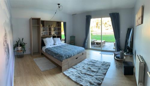 Double Room with Private Bathroom