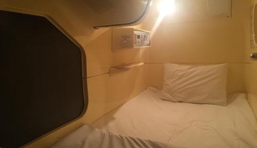 Capsule Room for Male 