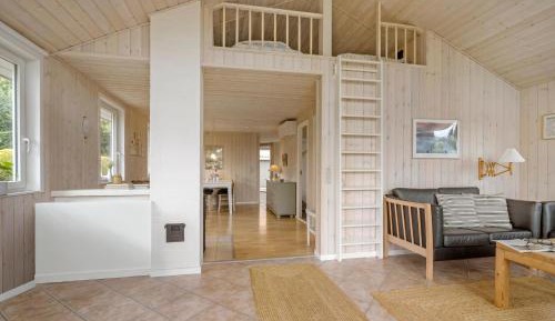 Three-Bedroom Vacation Home 