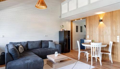 Superior One-Bedroom Apartment with Balcony