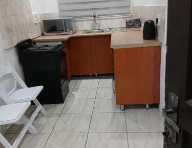 Classic One-Bedroom Apartment with King Bed