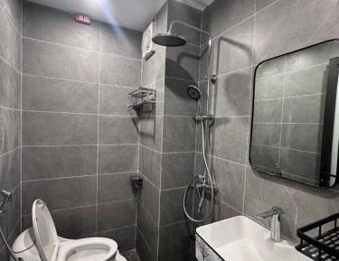 Superior One-Bedroom Apartment