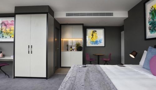 Deluxe King Room with Balcony