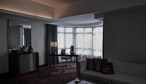 Executive King Suite with Living Room and Lounge Access