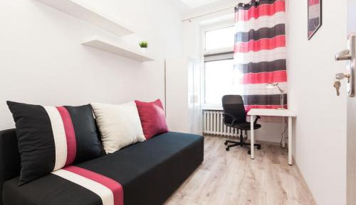 Standard Double Room with Shared Bathroom