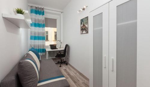 Standard Double Room with Shared Bathroom