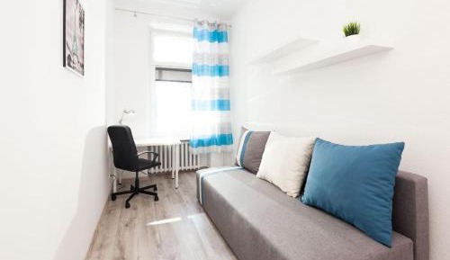 Standard Double Room with Shared Bathroom