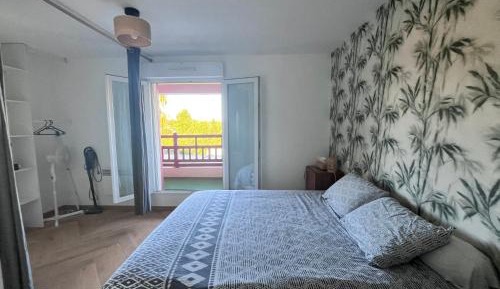 Queen Room with Balcony