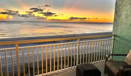 One-Bedroom Apartment - Oceanfront