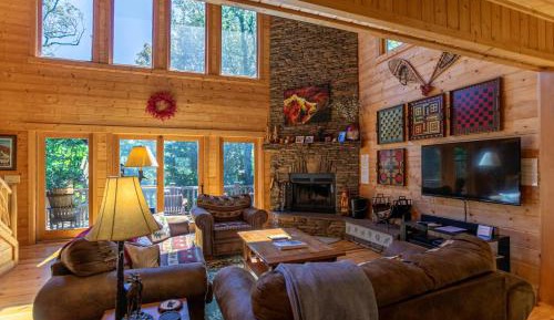 Three-Bedroom Vacation Home 