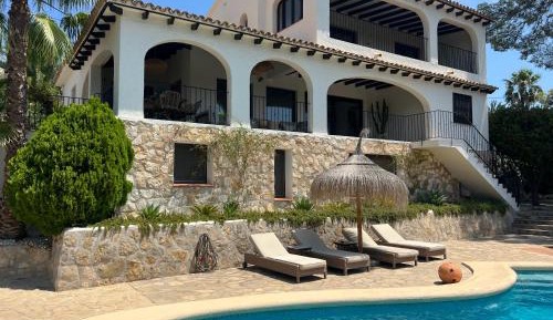 Villa with Sea View