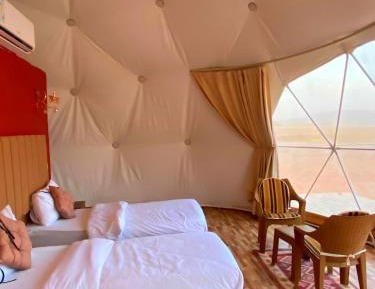 King Room with Mountain View