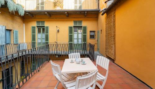 One-Bedroom Apartment with Terrace