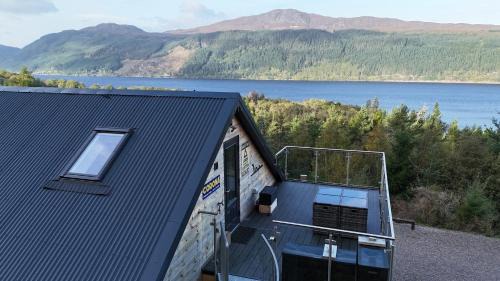 One-Bedroom Apartment with View