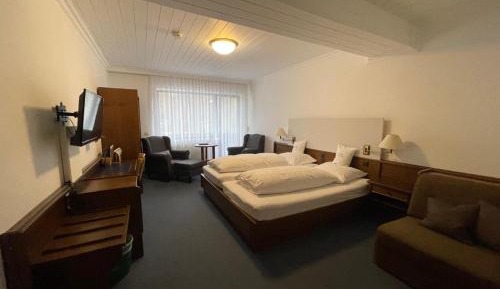 Deluxe Double Room with Extra Bed