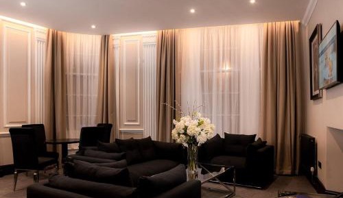 Two-Bedroom Deluxe Apartment