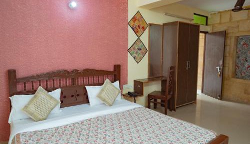 Deluxe Double Room with Castle View