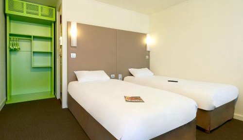 New Generation Twin Room 