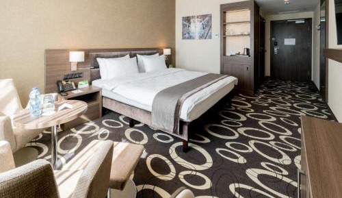 Premium King Room