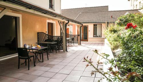 Studio with Terrace