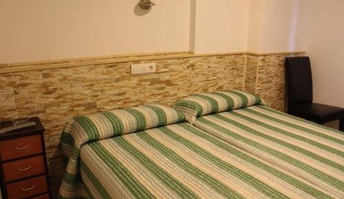 Double or Twin Room with Private External Bathroom