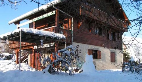 Superior One-Bedroom Apartment