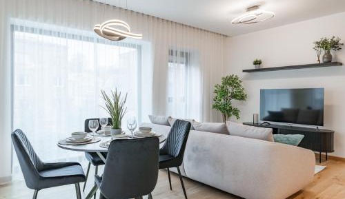 Two-Bedroom Apartment with Balcony and Sea View