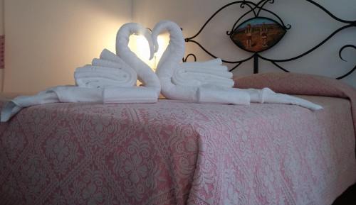 Large Double or Twin Room