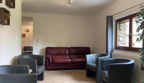 Eleven-Bedroom Holiday home