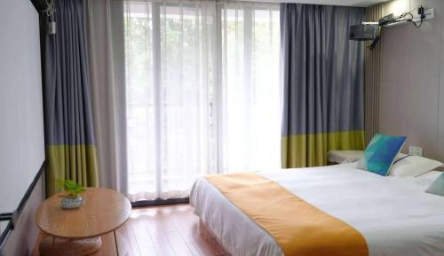 King Room with Lake View