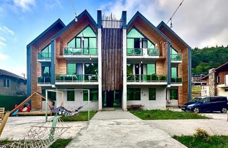 One-Bedroom Apartment with Garden View