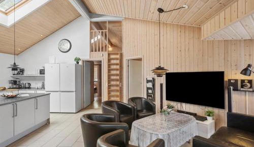 Six-Bedroom Holiday Home