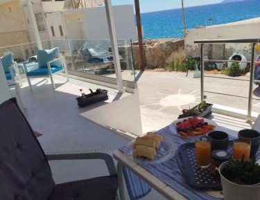 Studio with Sea View (2 Adults)