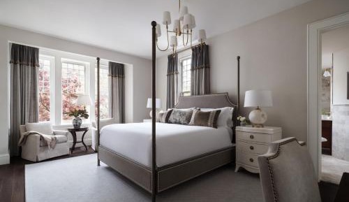 Superior King Suite