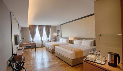 Deluxe Family Room
