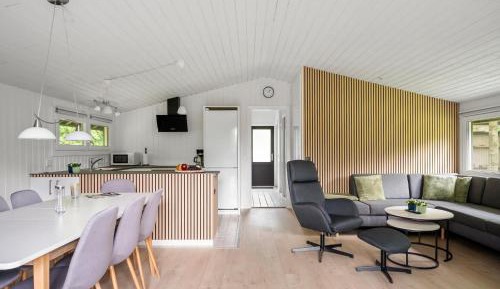 Four-Bedroom Holiday Home