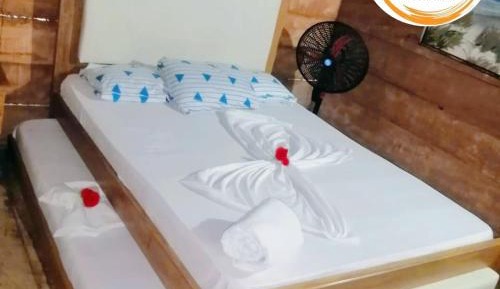 Deluxe Double Room (2 Adults + 1 Child)
