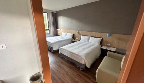 Quadruple Room with Mountain View