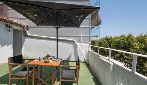 Superior One-Bedroom Apartment with Balcony
