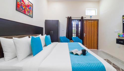 Double Room with Private Bathroom