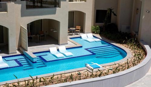 Superior Swim-up Room (Adults Only)