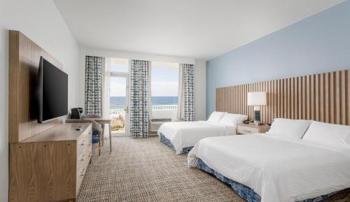 Queen Room with Two Queen Beds and Balcony - Non-Smoking