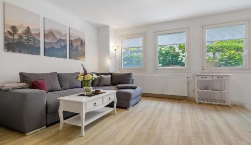 Superior One-Bedroom Apartment