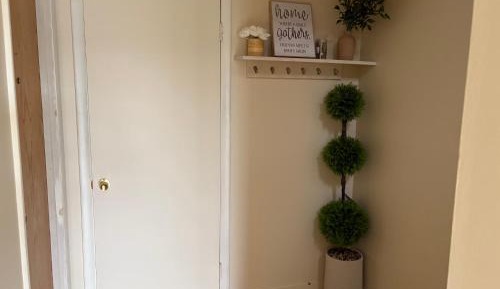 Single Room with Shared Bathroom