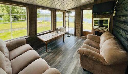 Two-Bedroom Holiday Home