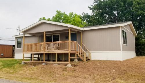 Three-Bedroom Holiday Home 
