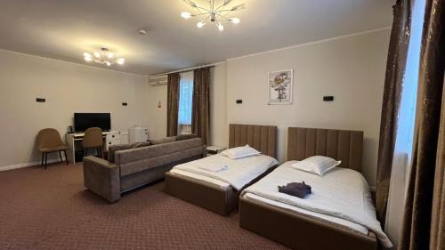 Large Twin Room