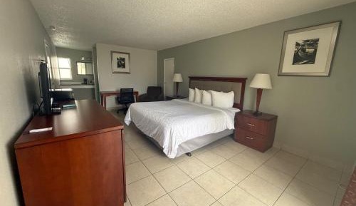 One-Bedroom Suite