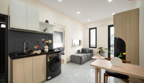 One-Bedroom Apartment with City View