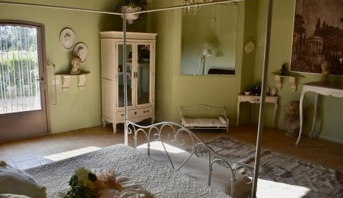Junior Suite with Garden View